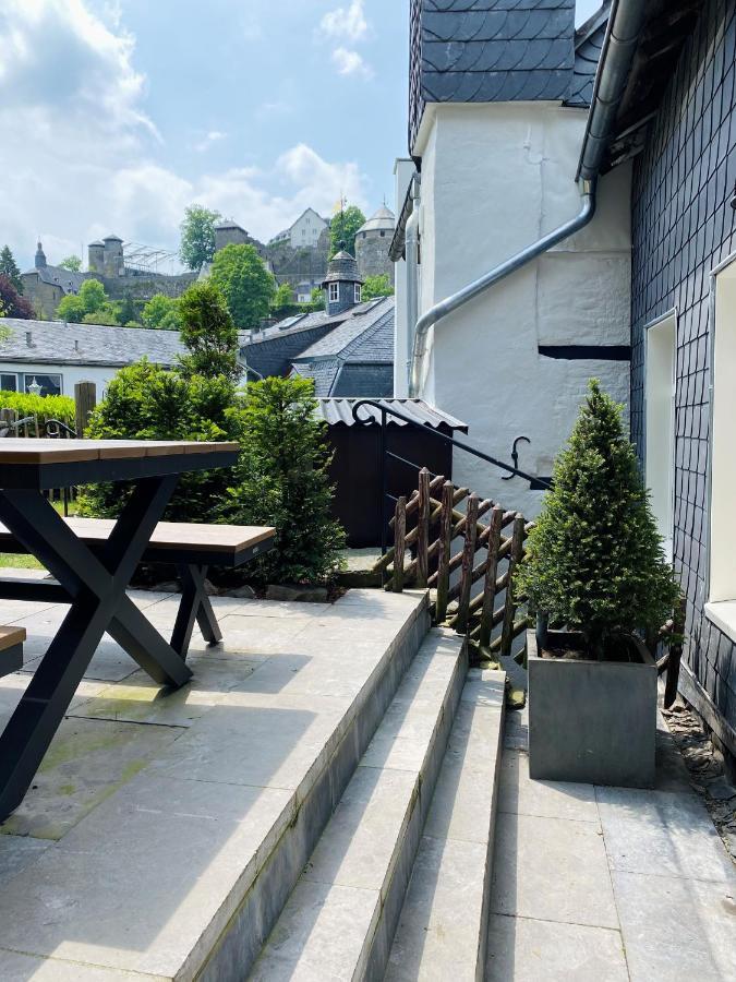 Holiday House Burgblick1 With Terrace - Vosproperties Monschau Dış mekan fotoğraf